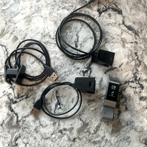 Fitbit Charge 2 HR Activity Tracker - Excellent Condition ⌚️🏃🏽‍♀️ - Picture 5 of 8